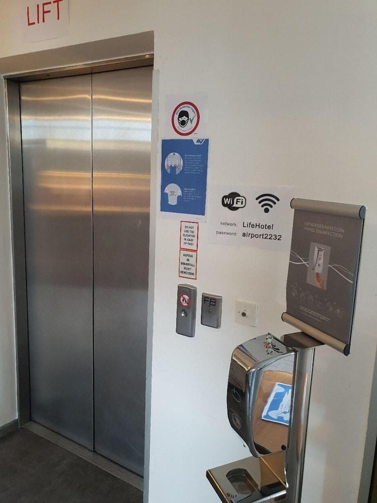 Lifehotel Vienna Airport Fischamend Eksteriør billede