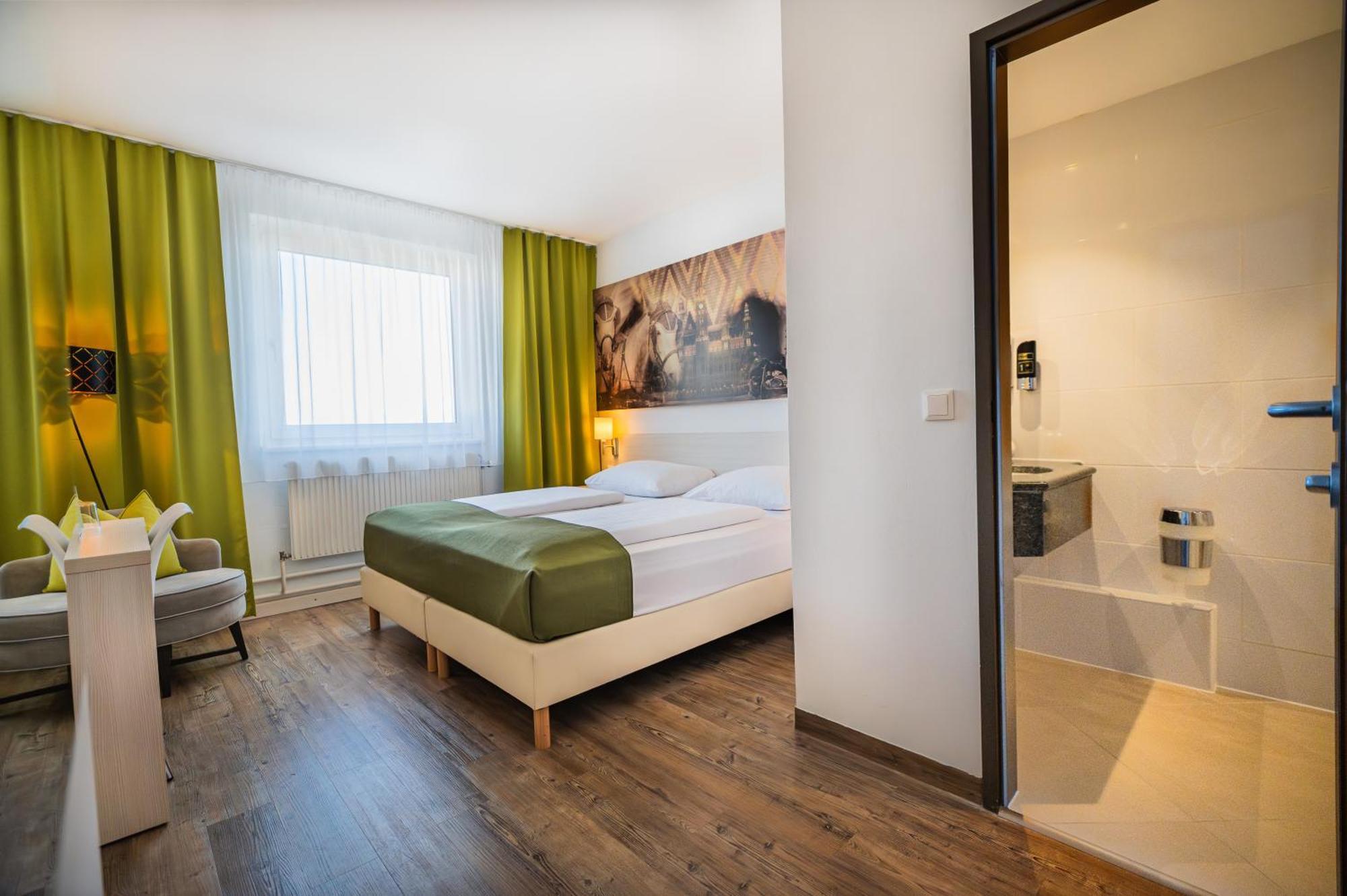 Lifehotel Vienna Airport Fischamend Eksteriør billede