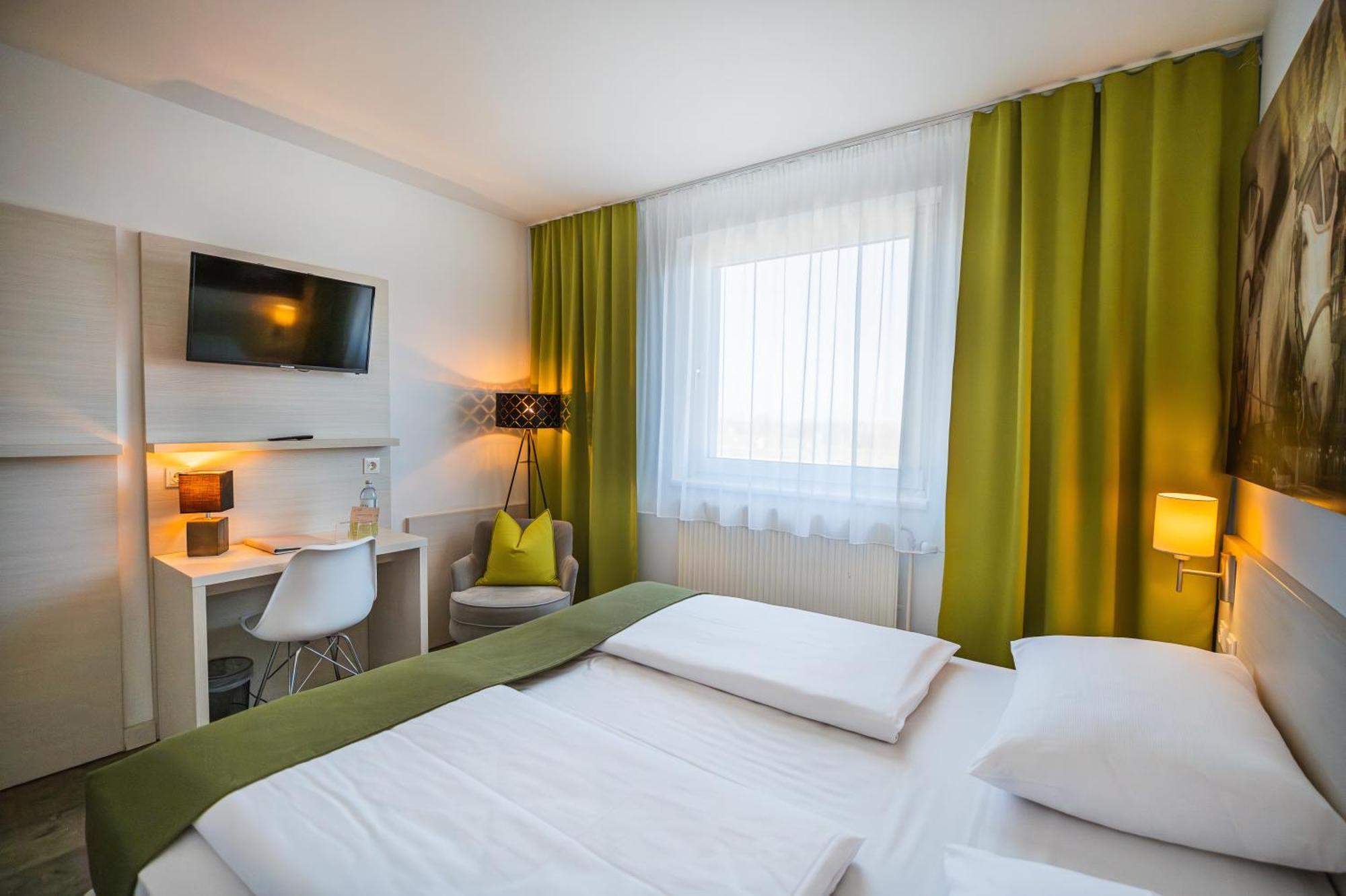 Lifehotel Vienna Airport Fischamend Eksteriør billede